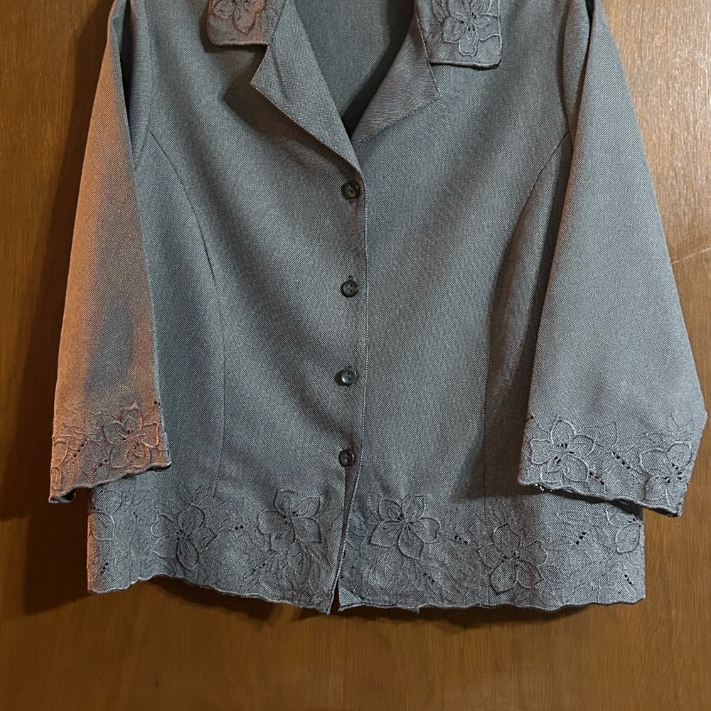 Alfred Dunner Gray Blouse with Floral Details